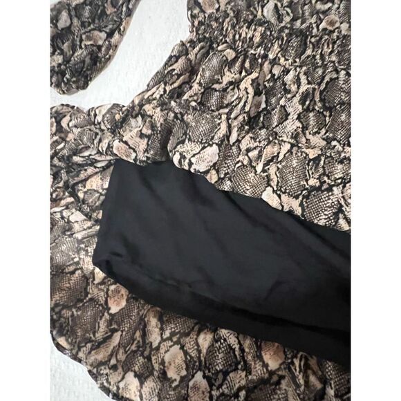 New Versona Cuban Sand Snake print dress size XL - Picture 8 of 10